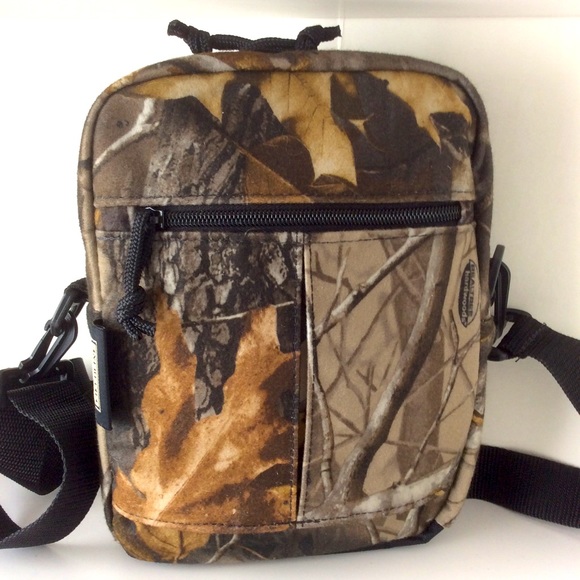 Fieldline Camo Crossbody Belt Bag 7”x10”x 3” - Picture 4 of 14